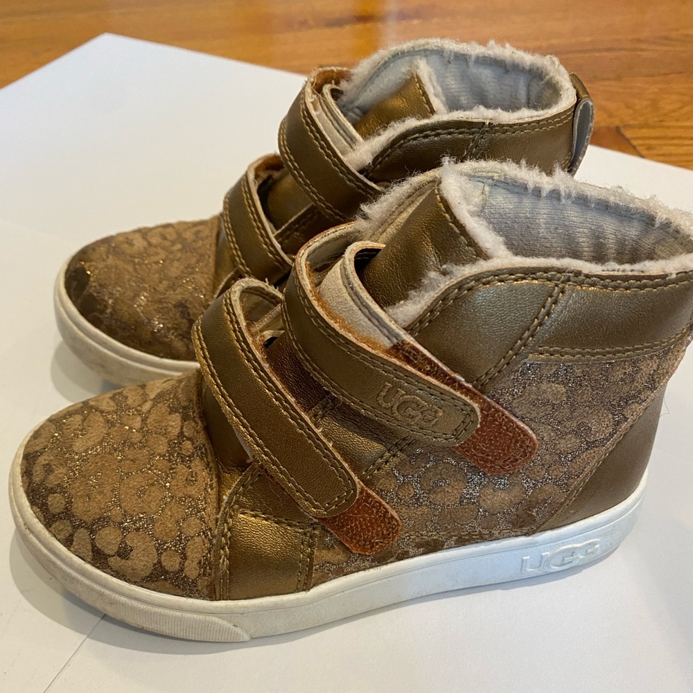UGG sneakers kids size 11